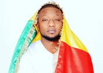 Culture : « Jour de paix », Djanii Alfa signe un album engagé et émouvant