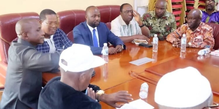 Crise dans l’éducation : l’intersyndicale SNE-FSPE annonce une assemblée générale ce mercredi