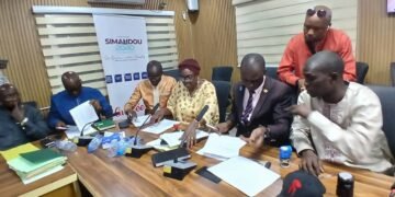 Guinée : le gouvernement et l&rsquo;intersyndicale de l&rsquo;éducation parviennent à un accord