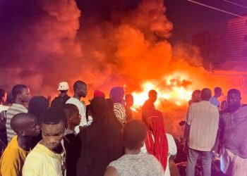 Sonfonia T8 : un incendie ravage un atelier de vulcanisation et provoque des tensions