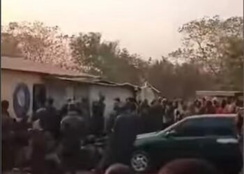 Incursion présumée à la frontière : Freetown accuse des soldats guinéens d’avoir arrêté plusieurs agents