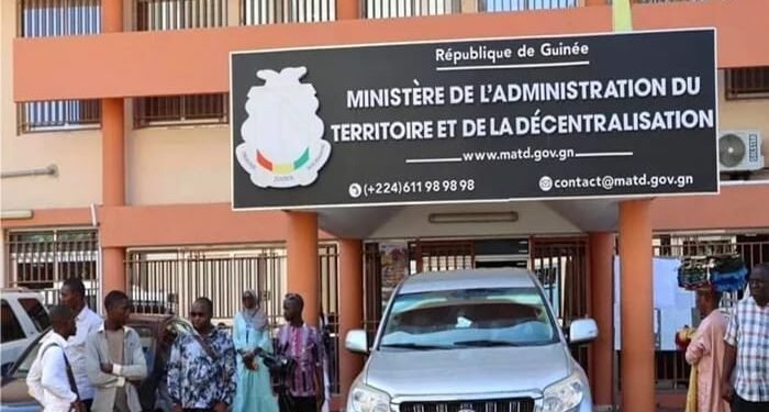 Guinée : le gouvernement donne un ultimatum aux partis politiques pour se conformer à la loi